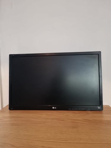Flat screen 23inch monitor - lg,